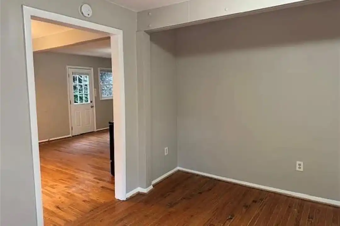 House in Decatur - View 5