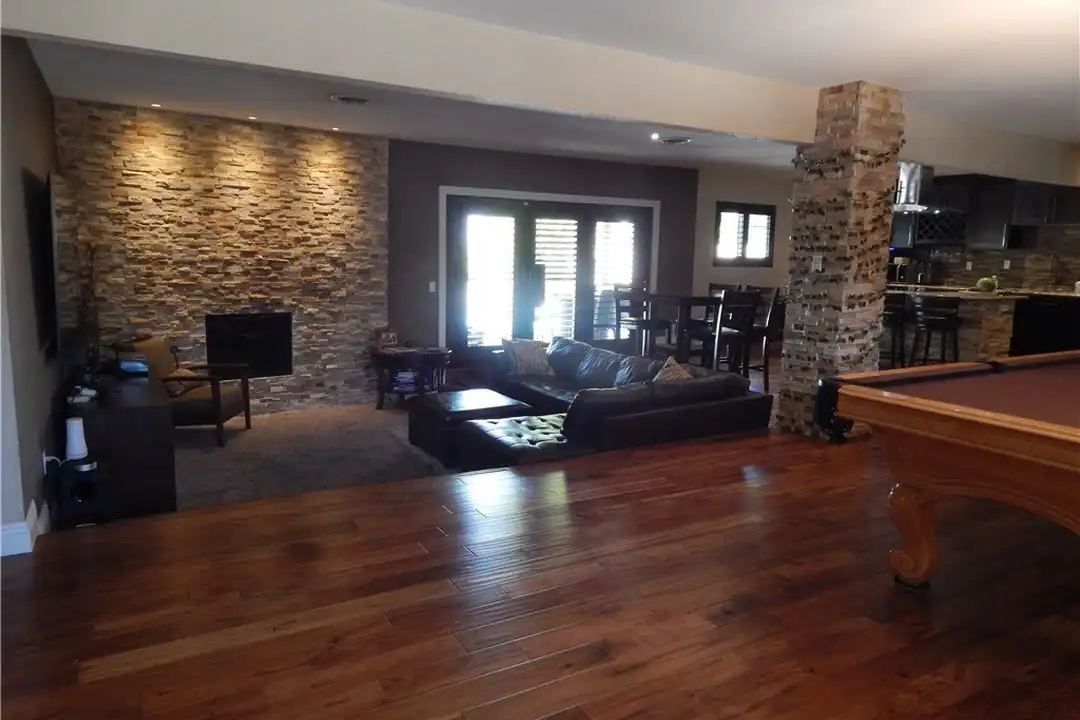 2712 W Oakey Blvd - View 6