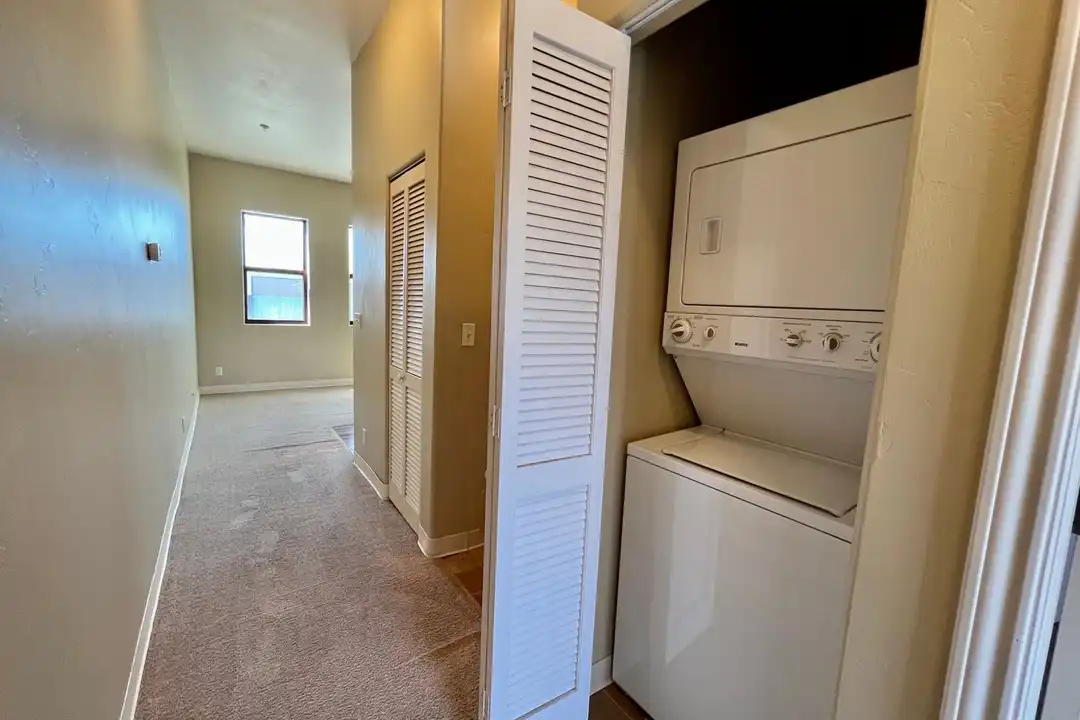 Apartment in Silt - More