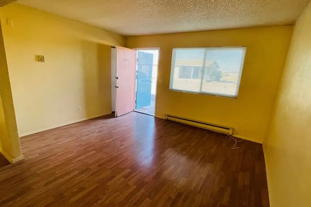 330 E Corona Rd unit 1103 - View 5