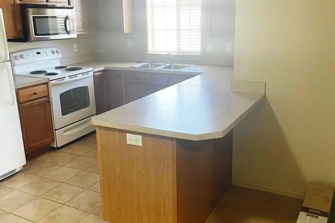 194 Stockham Boulevard unit C - View 6