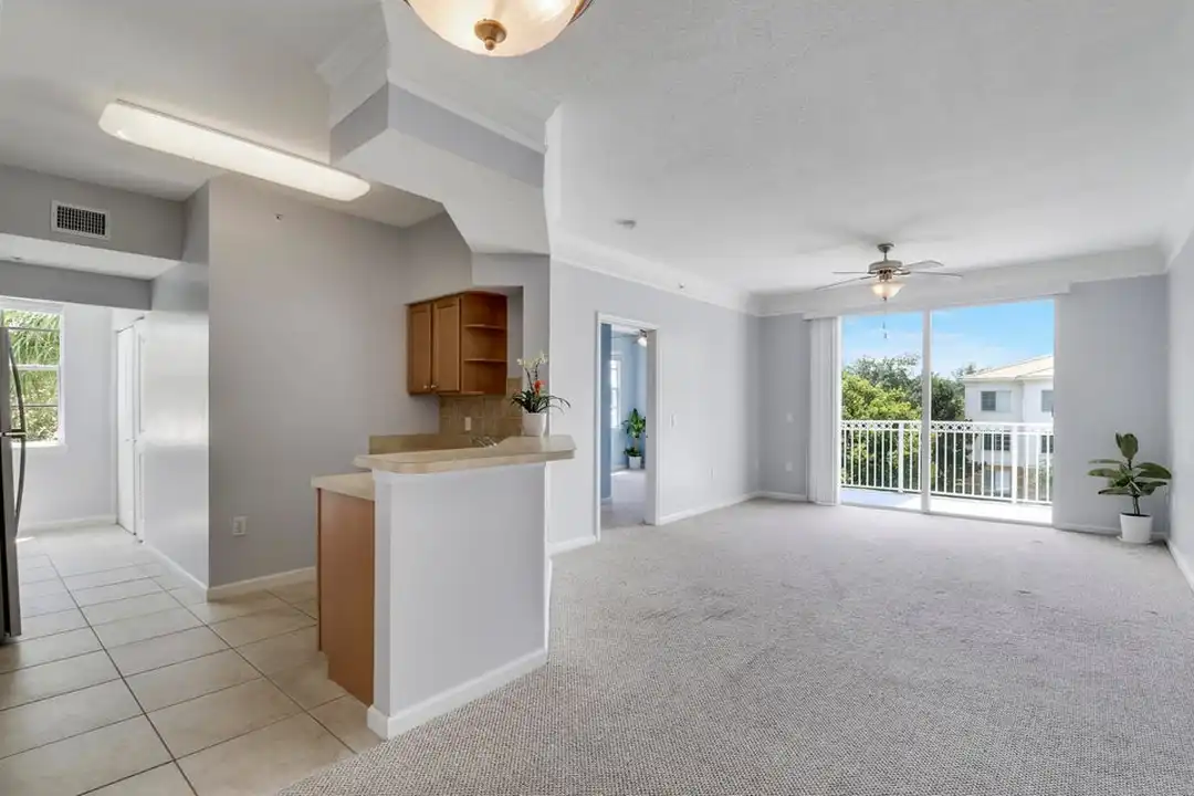 4302 Myrtlewood Cir W - View 2
