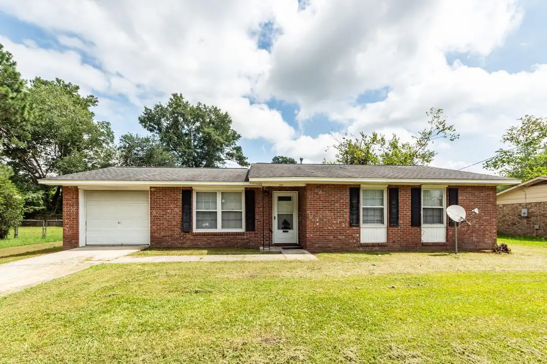 4446 Farmwood St – photo 1