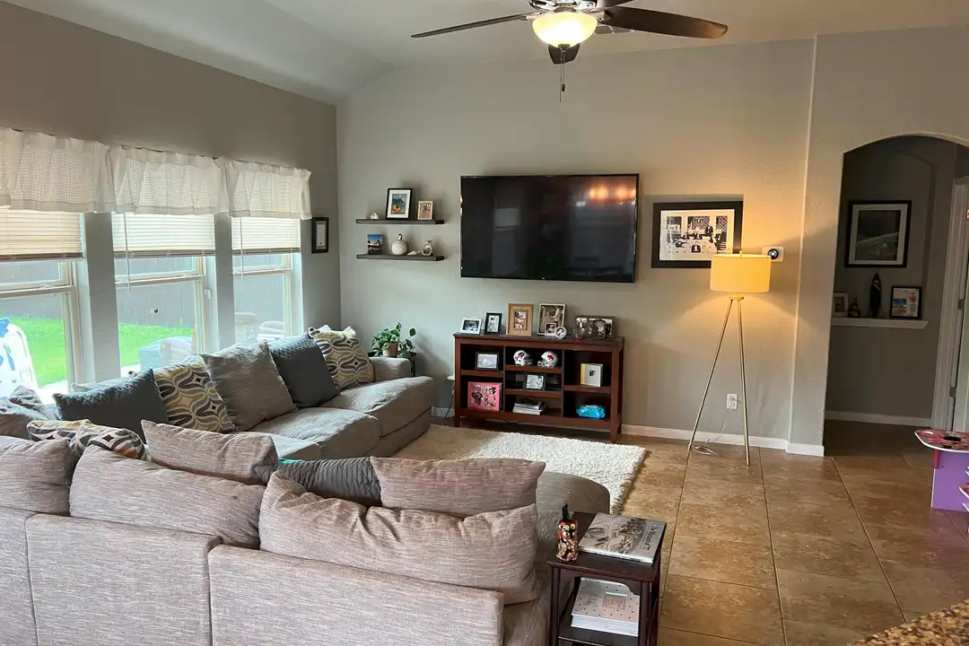 House in San Antonio - View 4