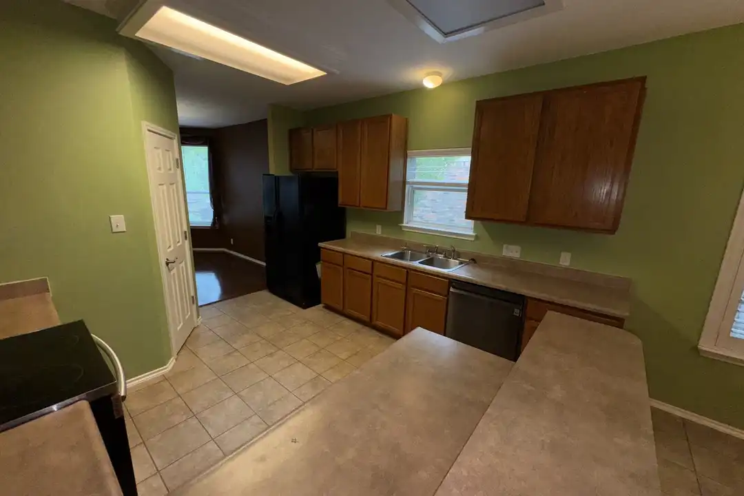 4922 Macey Trail - More