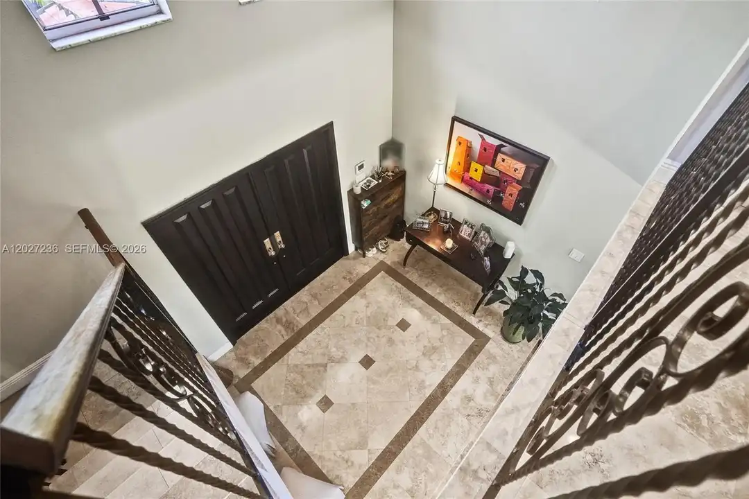 1534 Palancia Ave - View 6