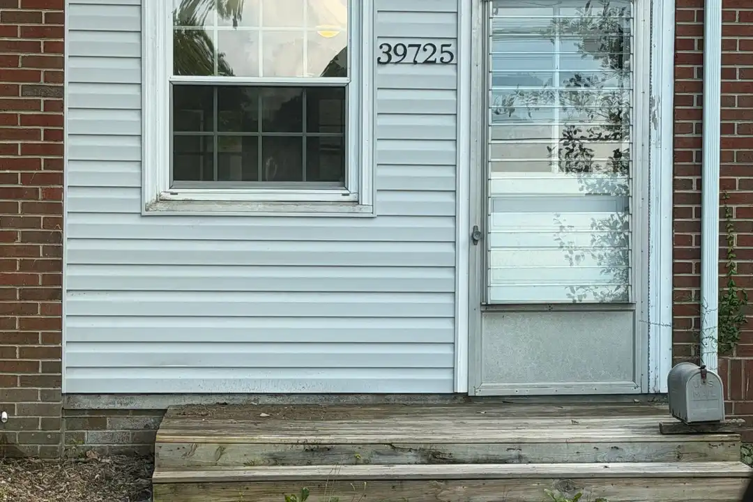 39725 Lady Baltimore Ave unit main – photo 1 of 16