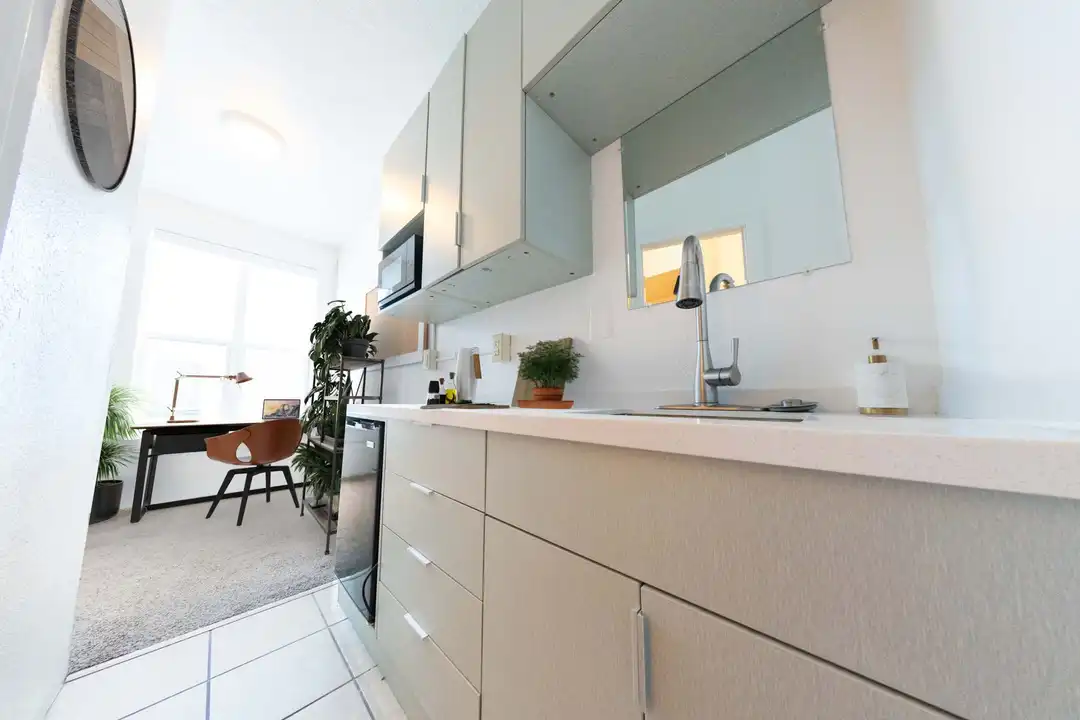 Apartment in Tacoma - View 2