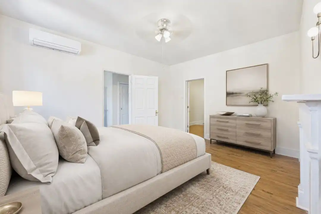 5281 Germantown Ave unit 2F - View 4