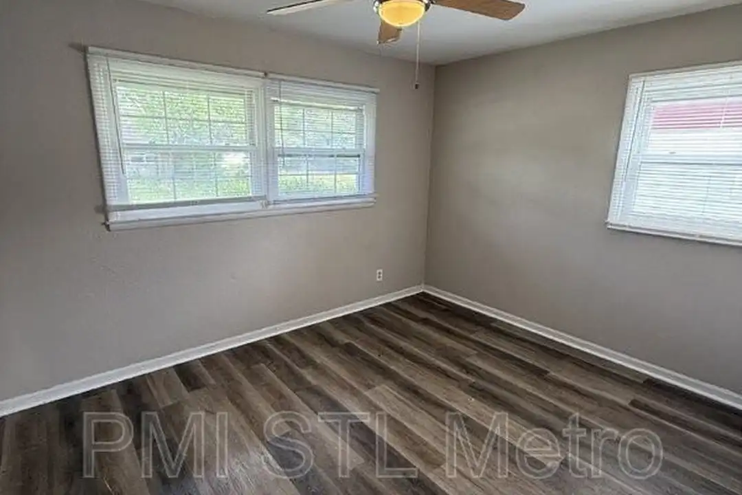 10515 Renfrew Dr - View 5