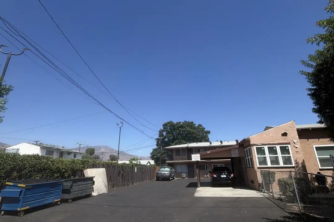 7339 McKinley Ave – photo 1 of 9