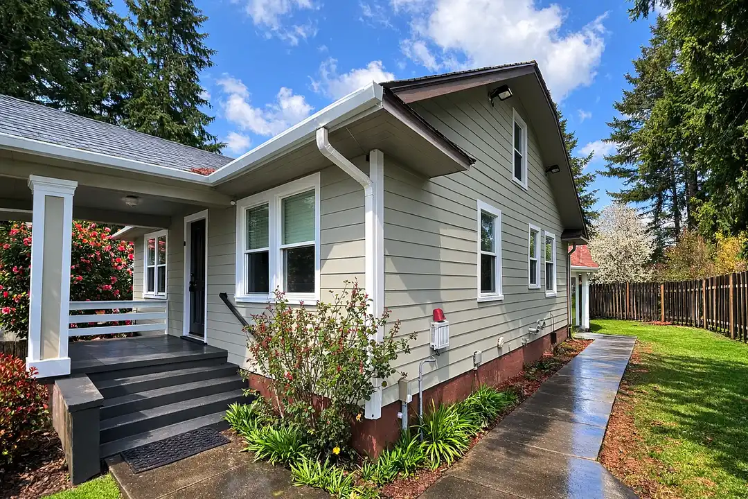 11380 Greenburg Apartments - Widok 2
