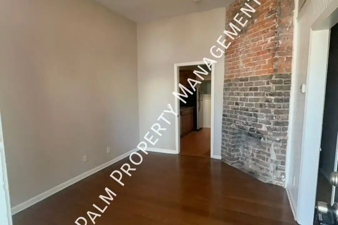 613 E Duffy St - View 2