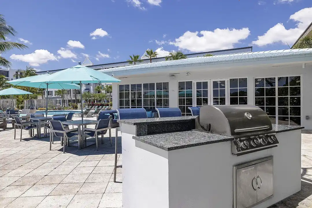 Bermuda Cay – photo 1