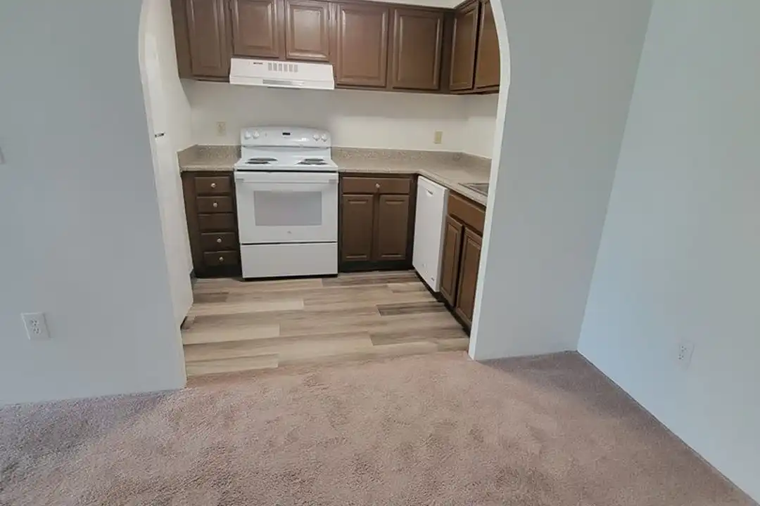 957 Bockstoce Ave – photo 1 of 9