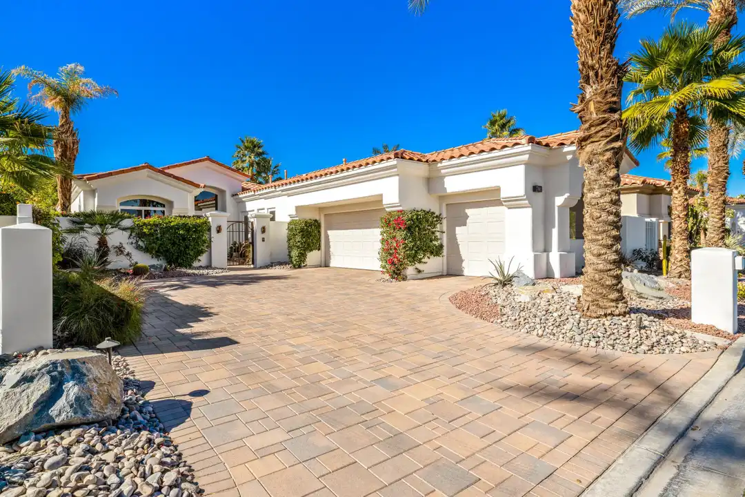 701 Indian Ridge Dr - View 5