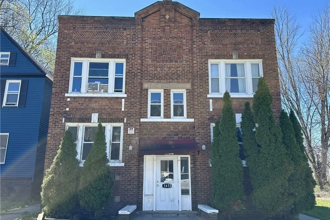 1672 Lockwood Ave #5 – photo 1