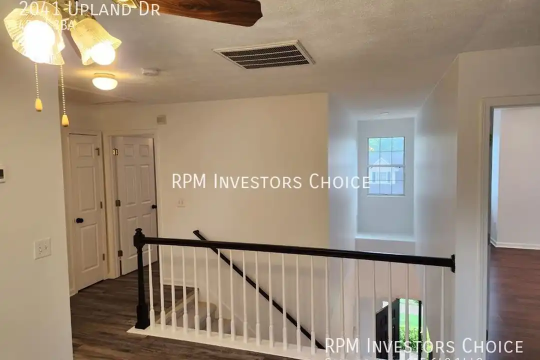 2041 Upland Dr - More