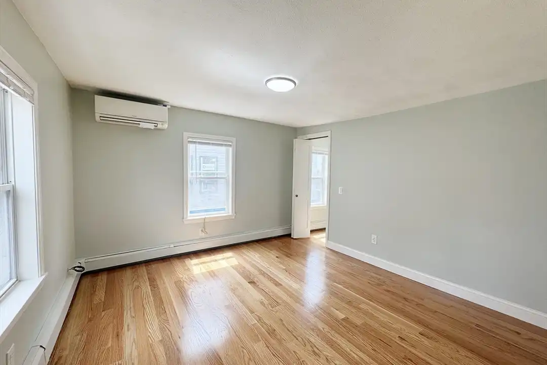 7 Sumner Pl unit 2 - View 6