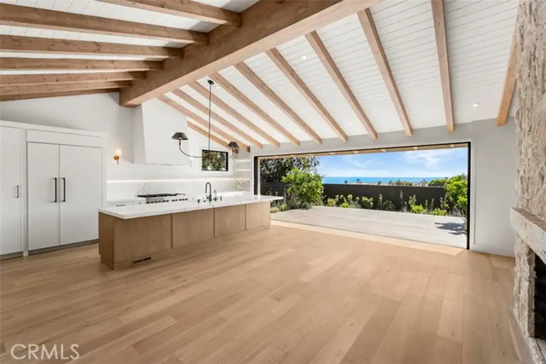 709 Emerald Bay - View 5