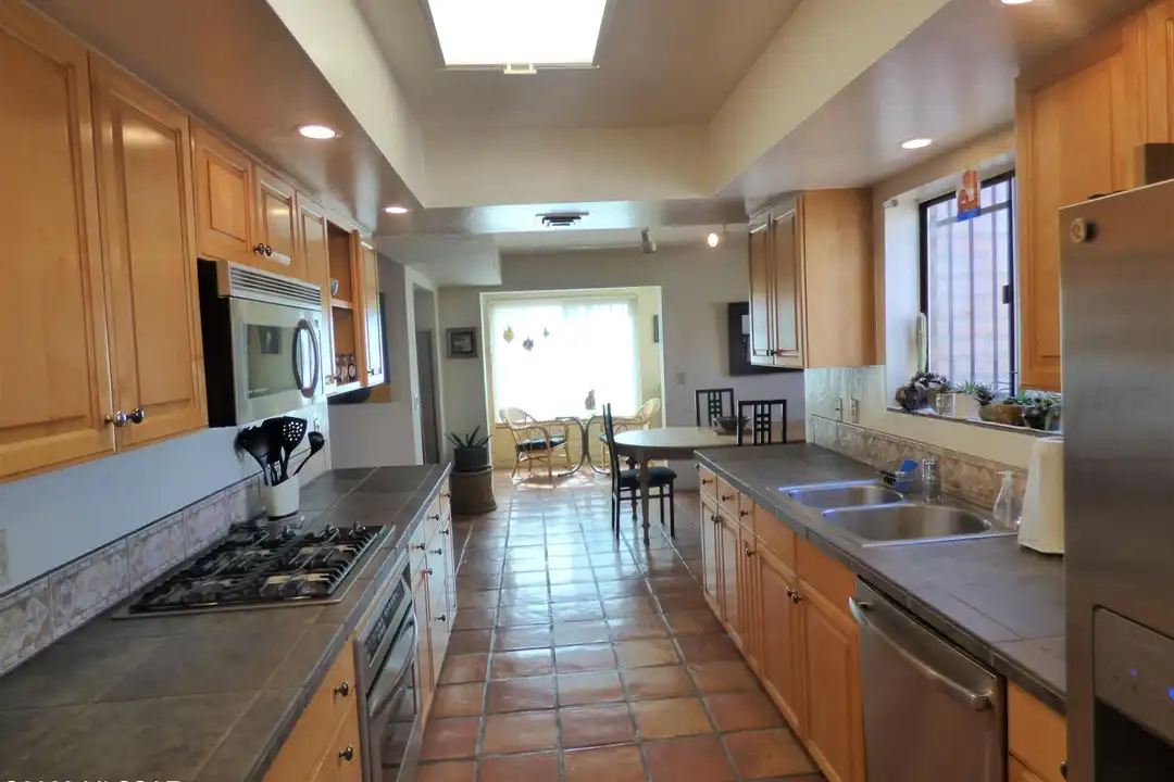 5300 N Montezuma Trail - View 6