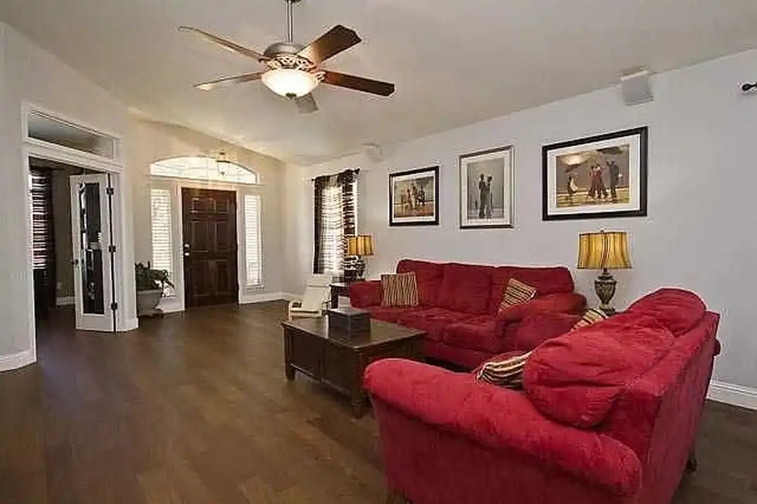 House in Austin - View 3
