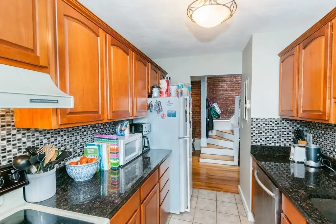 532 Tremont St unit 4 - More