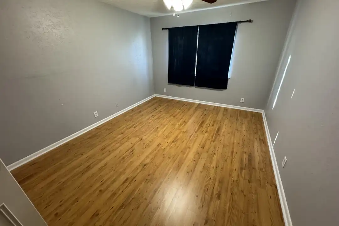 Apartment in Nashville - More