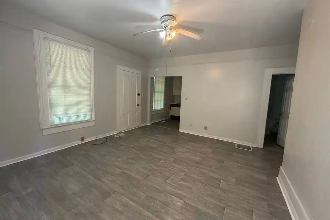 941 Hill Park unit 2 – photo 1 of 7
