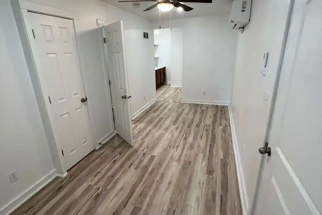 735 10th St unit #104 - View 5
