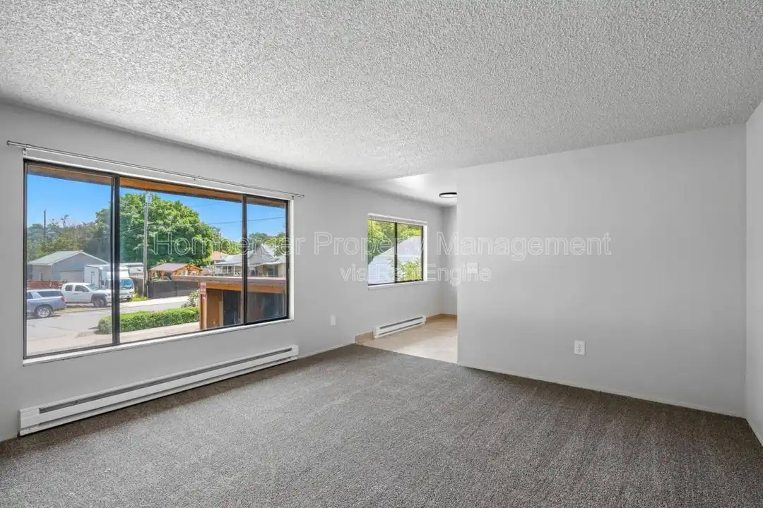 2628 E Wellesley Ave unit 1 – photo 1