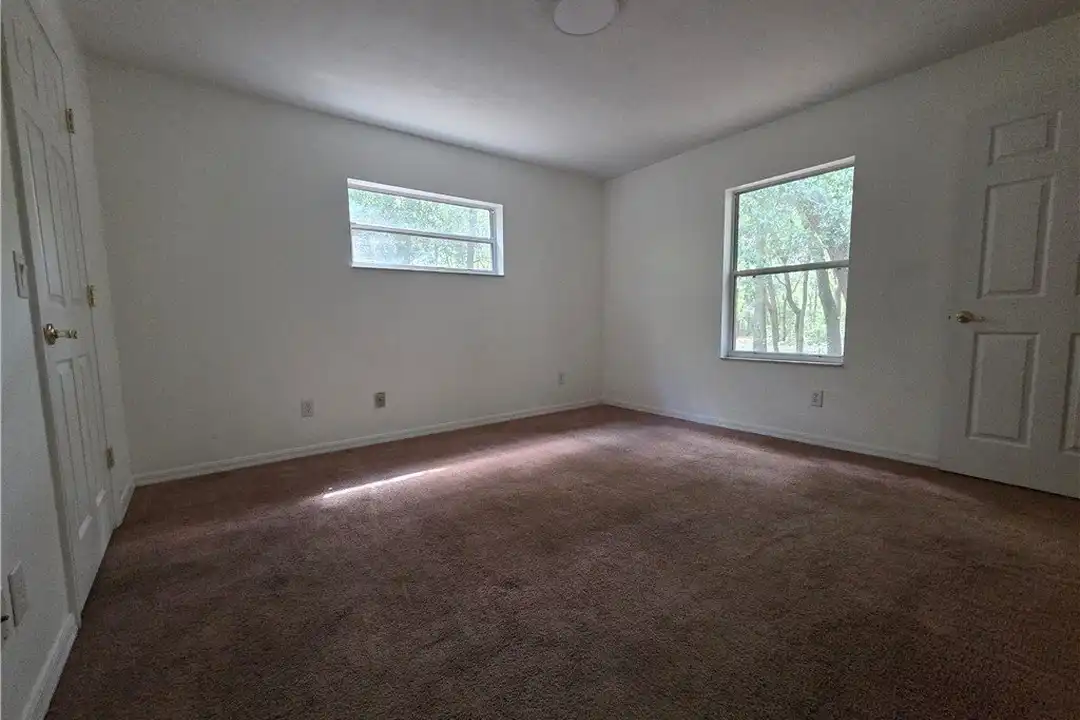 1471 E St James Loop - View 6