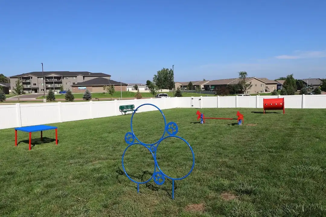 Welcome to Huntington Village - View 5