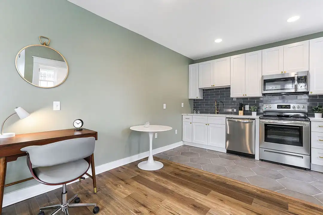 838 Lowerline St unit 1 - View 2