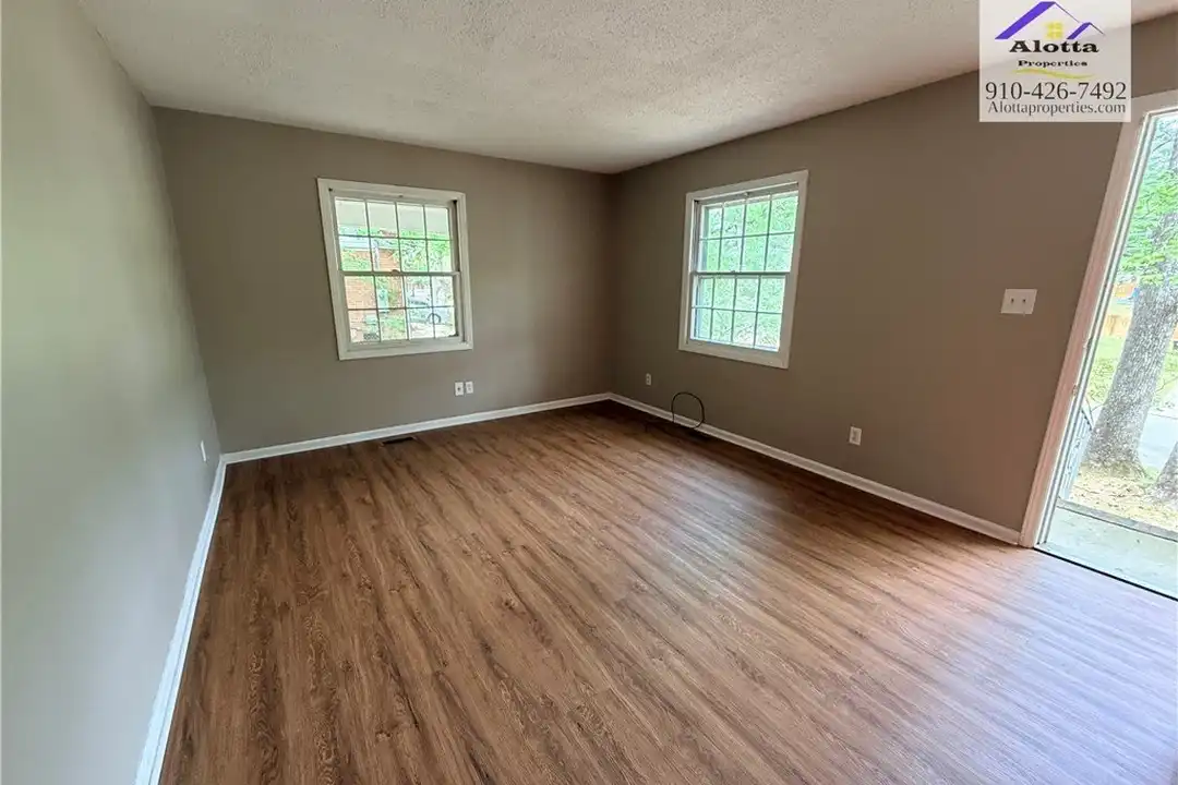 7313 Ryan St - View 3