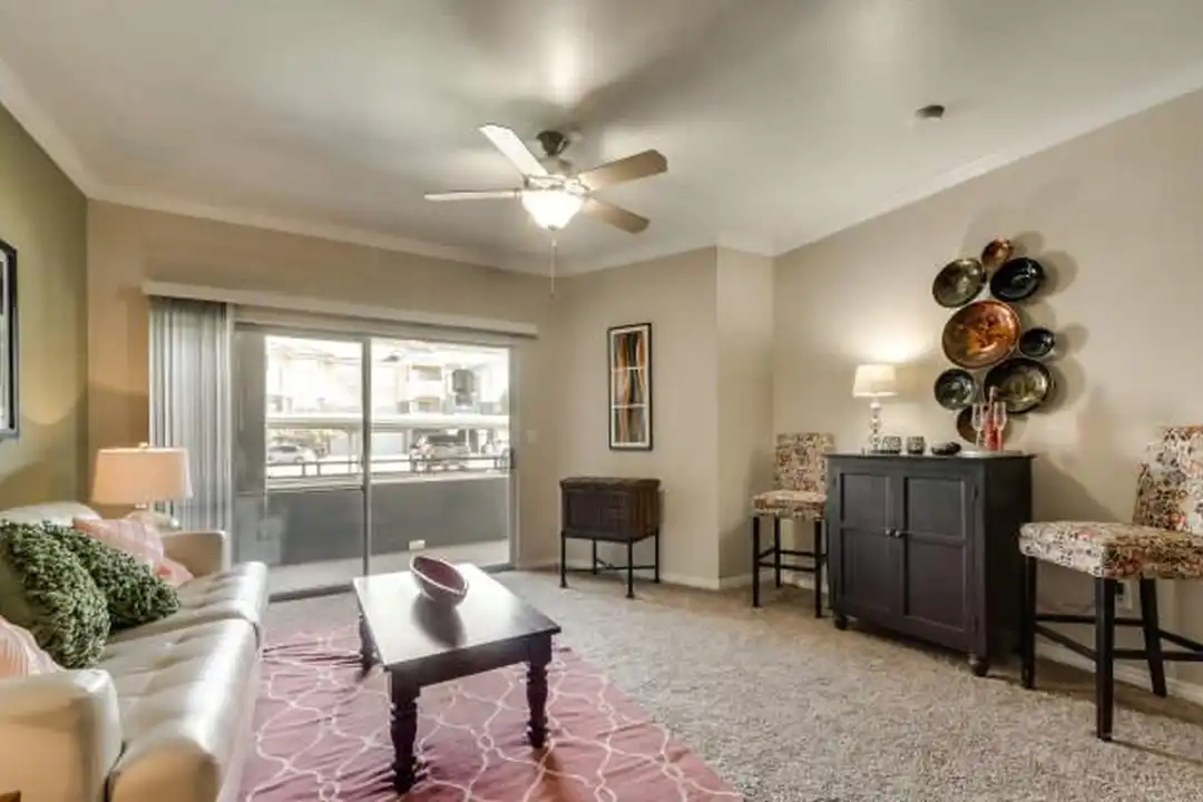 2825 N Hwy 360 unit # 2840 - View 3