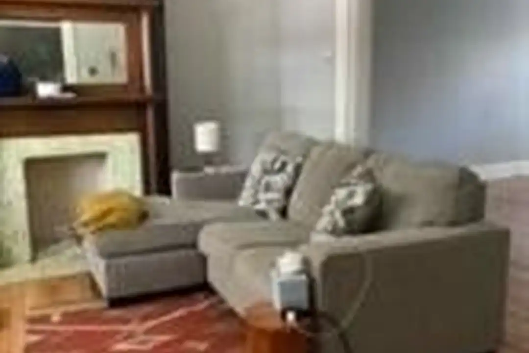 House in Pittsburgh - More