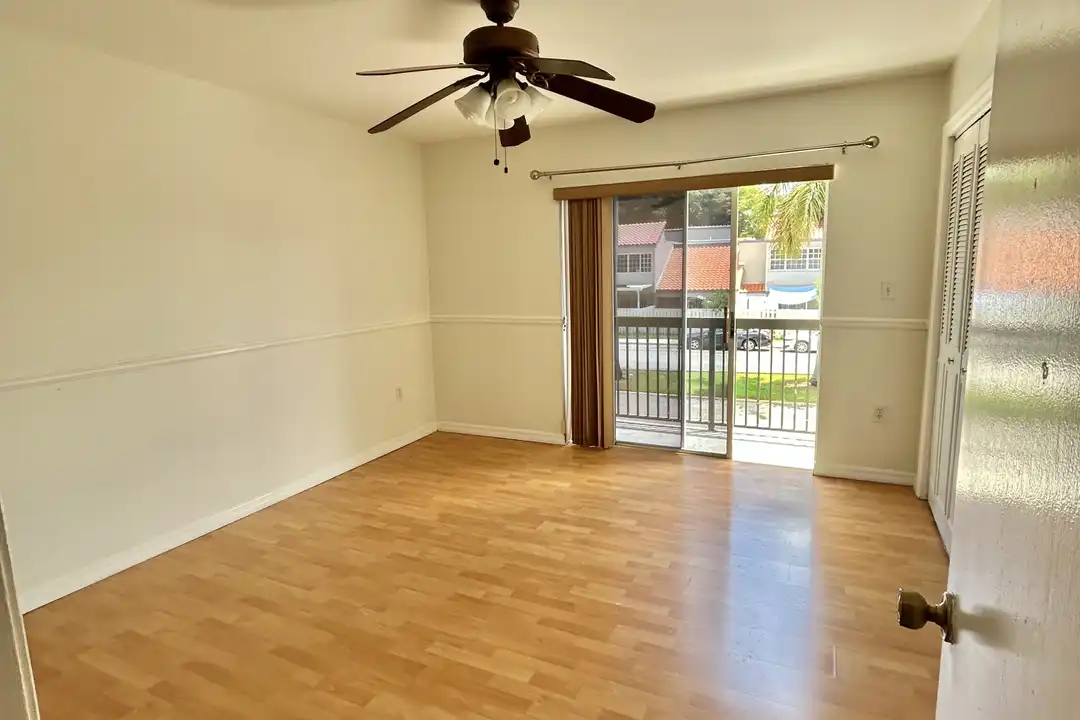 6435 SW 129th Pl unit 107 - View 4