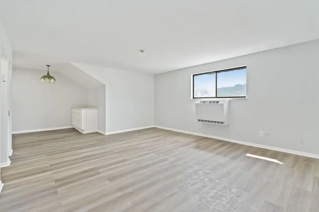 110 Butler St unit 403 - View 4