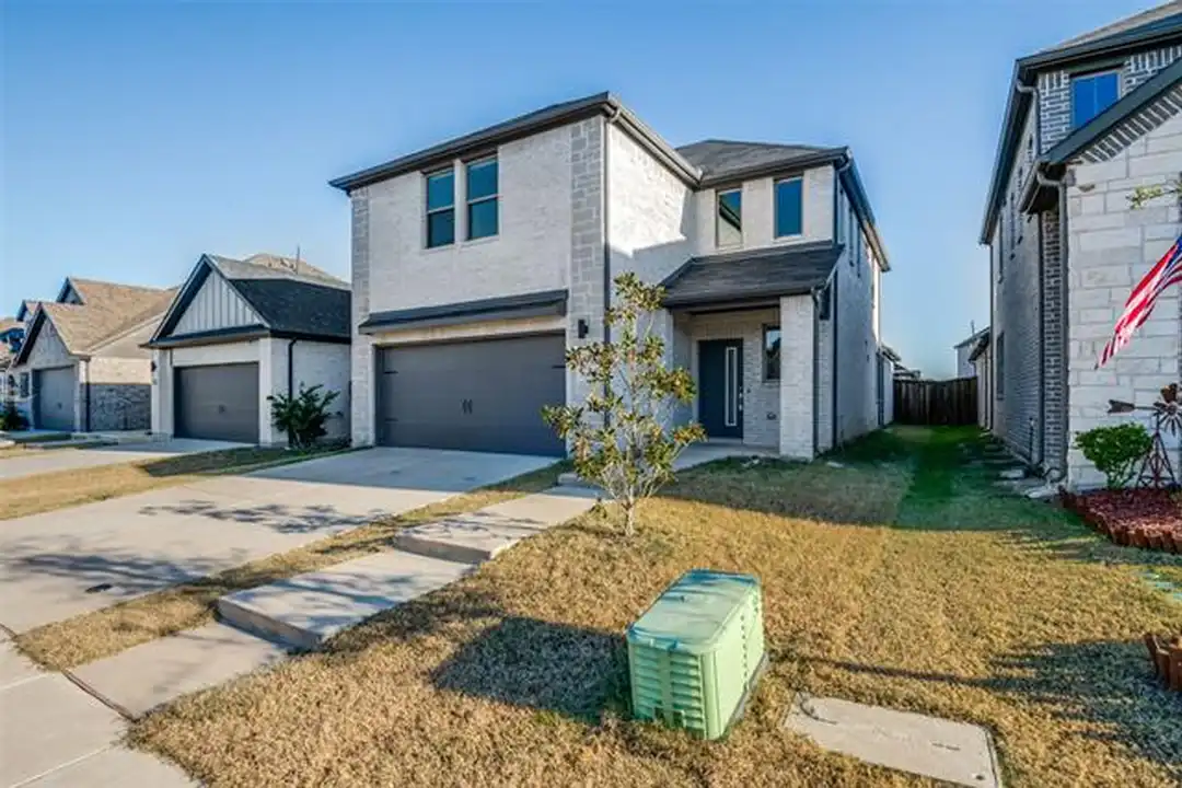 2412 Green River Rd - View 2