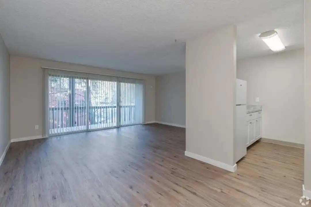 4929 SW Scholls Ferry Rd unit 45 - Widok 3