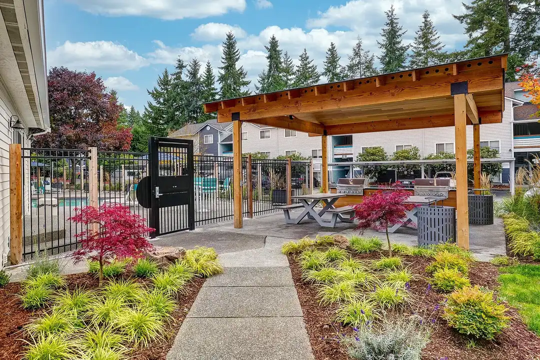 12115 19th Ave Se