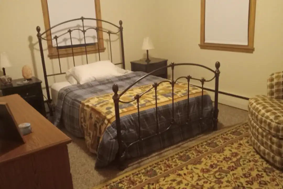 2401 Brentwood Pkwy unit 3 - View 5