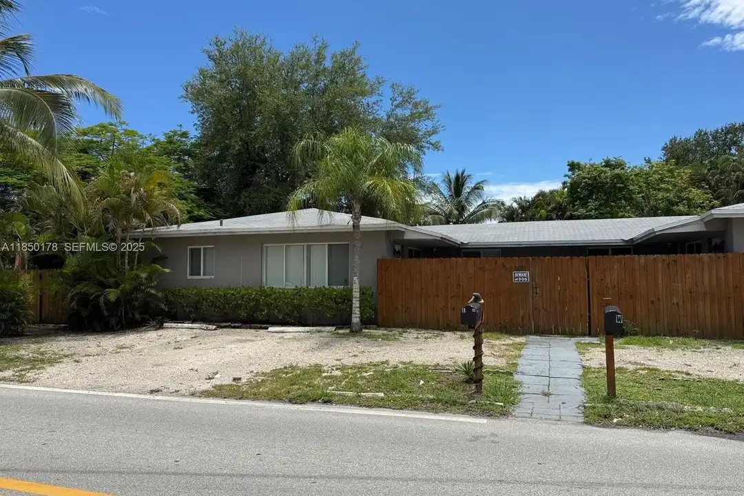 600 NW 18th Ave unit #E - View 6