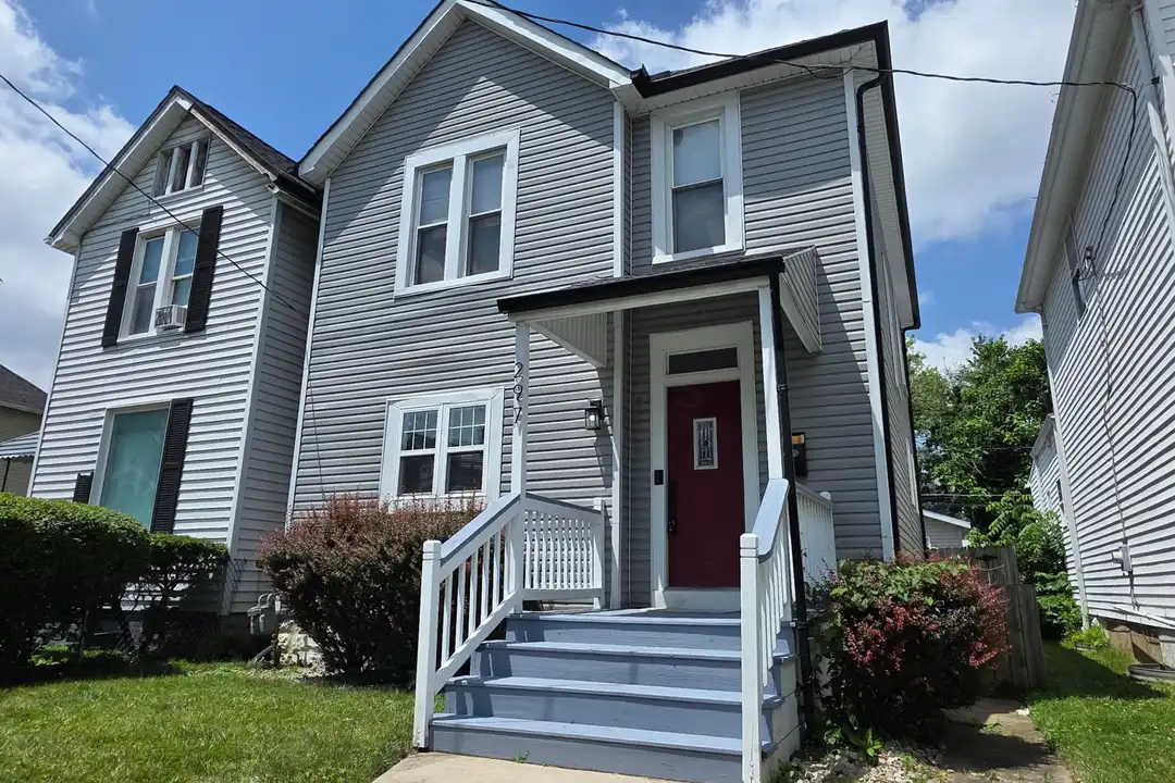 297 Johnson St – photo 1
