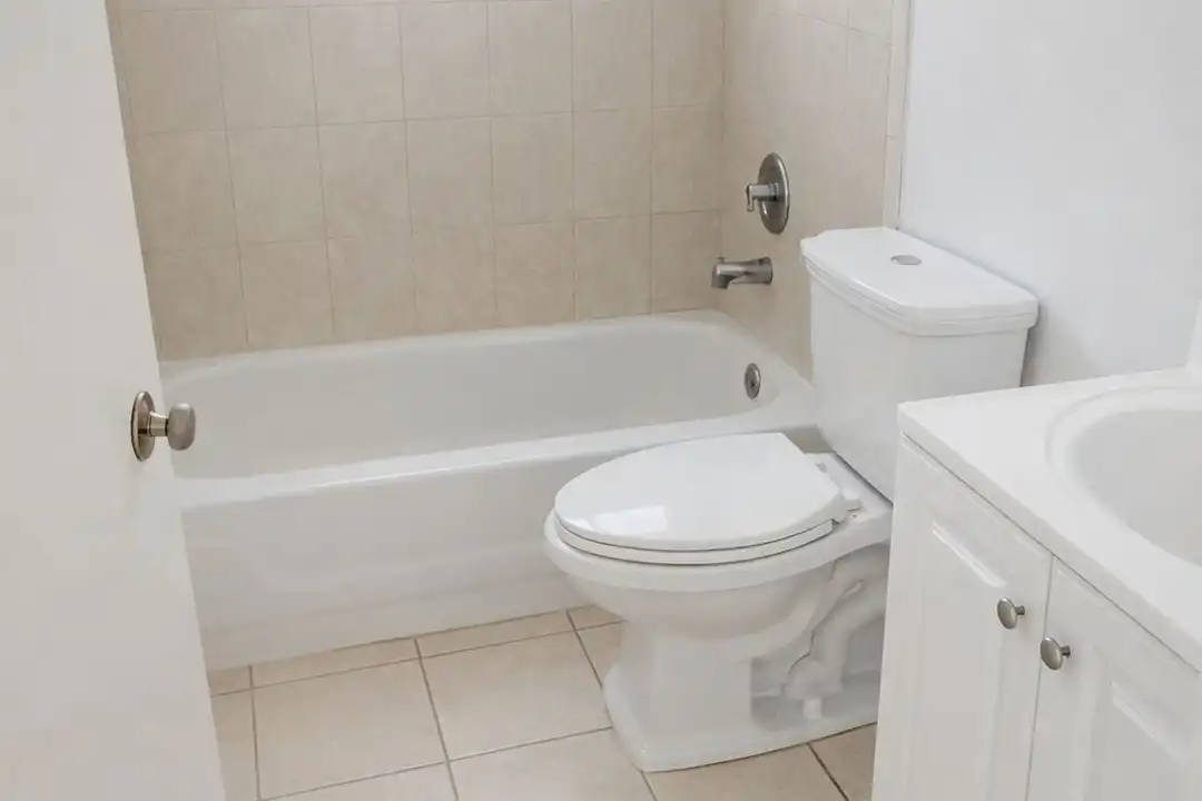 17050 NW 55th Ave unit 8 - View 3