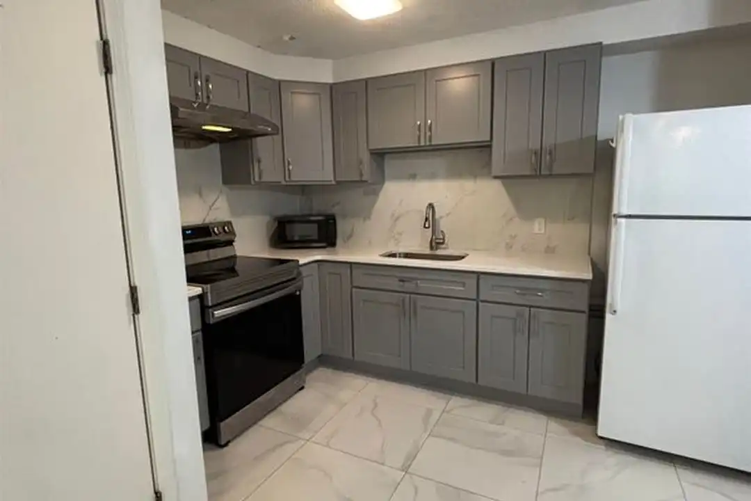7 Swiftwater Dr unit 8 - View 5