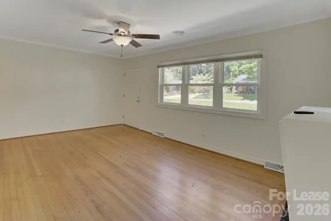 121 Marshdale Ave SW - View 6