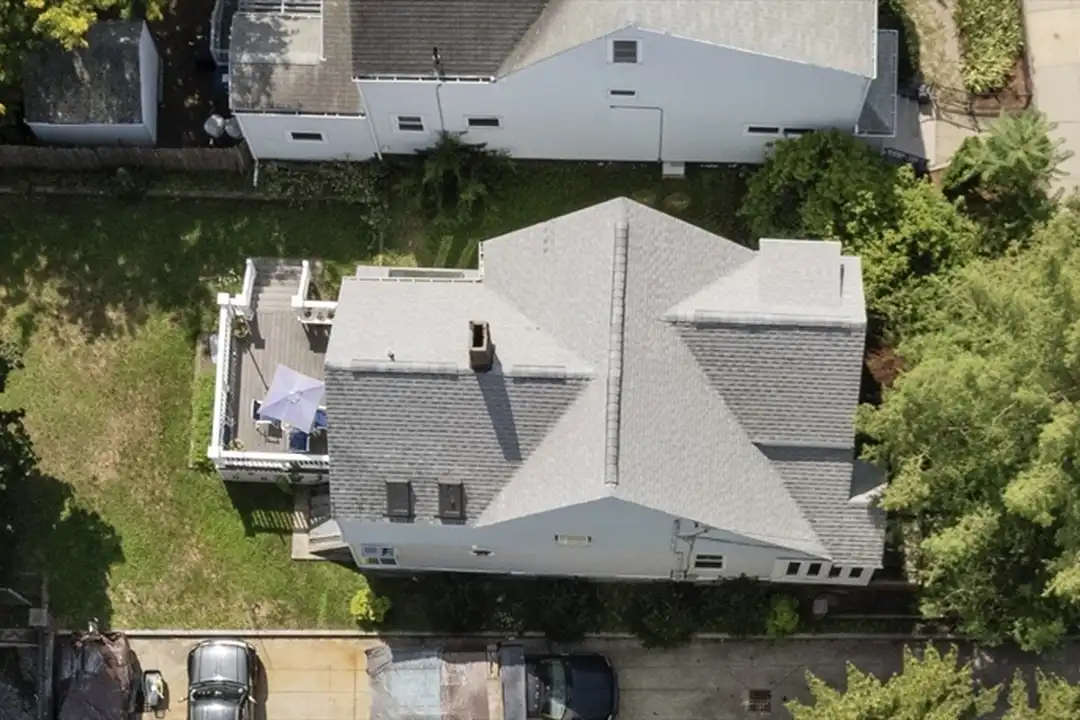 318 N Harvard St – pohled 2