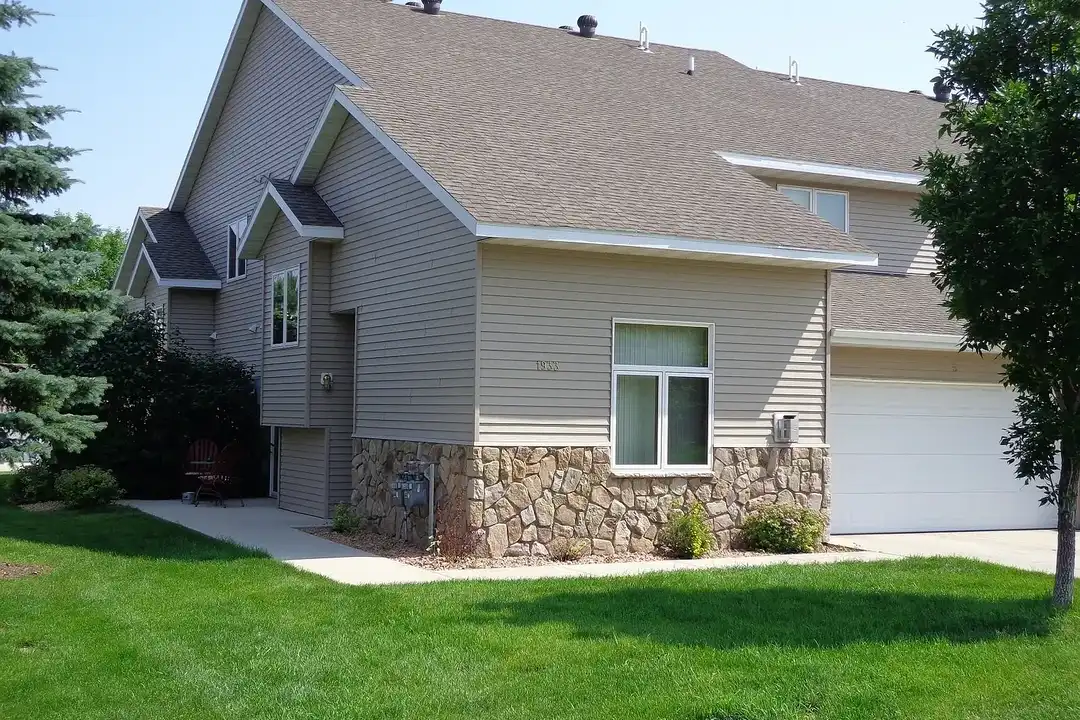 Beaver Creek Townhomes – photo 1